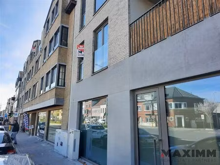 comfortabel wonen in een park met alle faciliteiten van de stad nabij