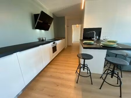 location appartement 1 pièce 68 m² à bordeaux (33000)