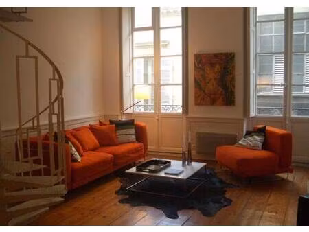 location appartement 4 pièces 85 m² à bordeaux (33000)