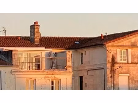 vente appartement 1 pièce 25 m² rochefort (17300)