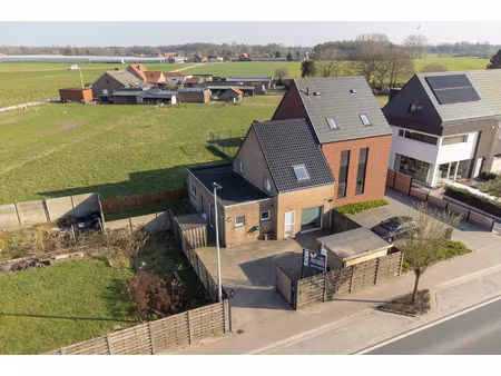 huis te koop in rijkevorsel met 2 slaapkamers