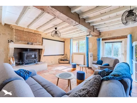 vente maison 7 pièces 251 m² à sainte-radegonde (33350)  322 995 €