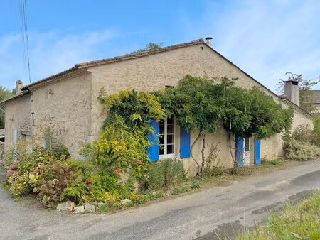 maison en pierre de 1850 et ses dépendances