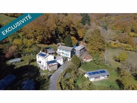 ensemble immobilier pour activité touristique ou agricole