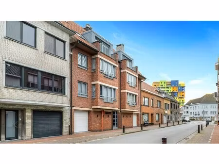 appartement te koop in heist-aan-zee met 2 slaapkamers