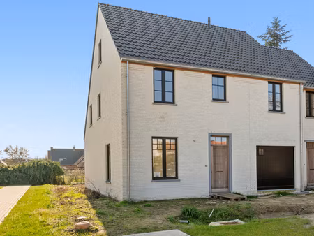 huis te koop in waregem met 3 slaapkamers