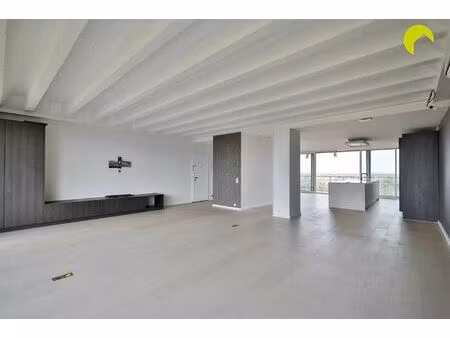 appartement te koop in berchem met 2 slaapkamers