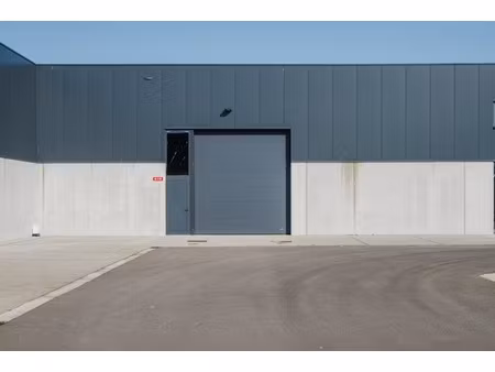 commercieel te koop in moen