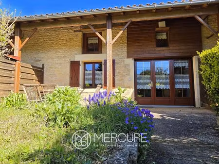 maison de village à lezay