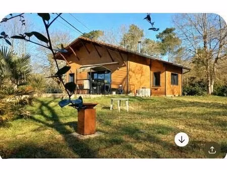 propriété   cuisine  séjour  2 suites parentales  1 chambre  sous sol  carport  12655 m²..