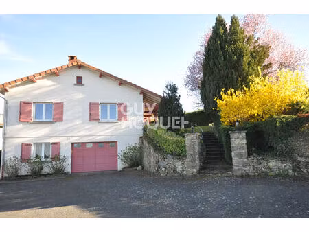maison de 140 m² à larajasse