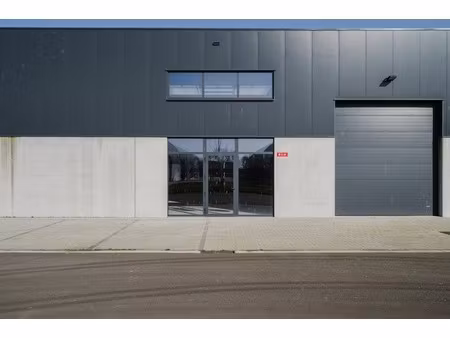 commercieel te koop in moen