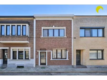 huis te koop in berchem met 2 slaapkamers