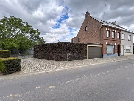 huis te koop in waregem met 4 slaapkamers