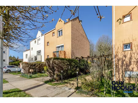 vente : maison 5 pièces 3 chambres  2 salles d'eau 1 salle de bains à lieusaint !