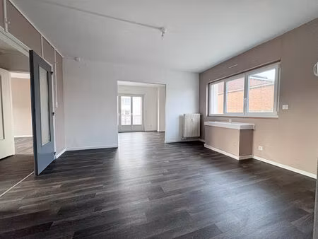 superbe appartement 4 pièces à vendre au centre-ville de maubeuge
