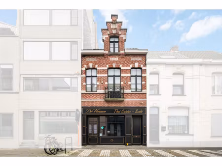 commercieel te koop in roeselare met 2 slaapkamers