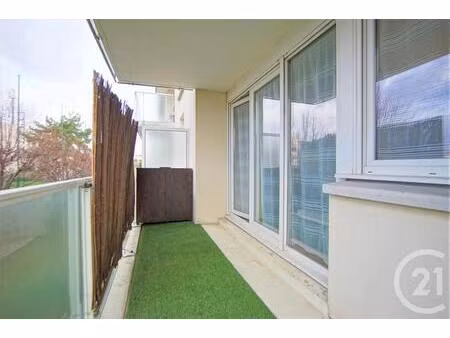 location appartement 2 pièces 44 m² à créteil (94000)