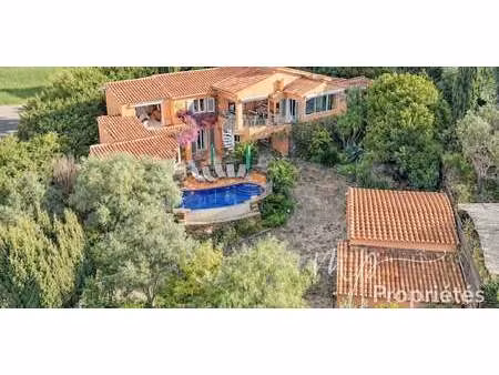 villa avec piscine le lavandou (83)