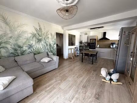 dijon montmuzard - bel appartement t3 avec balcon et garage