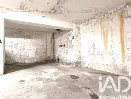 parking à lille (59800)