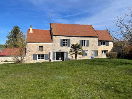 belle maison briarde rénovée avec goût et du volume