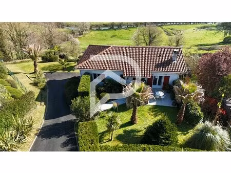 maison bidache 6 pièces 147 m²