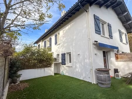 bâtisse basque - guéthary plage / bourg