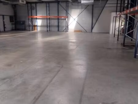 vente local commercial 800m2 perpignan 66000 - 900000 € - surface privée