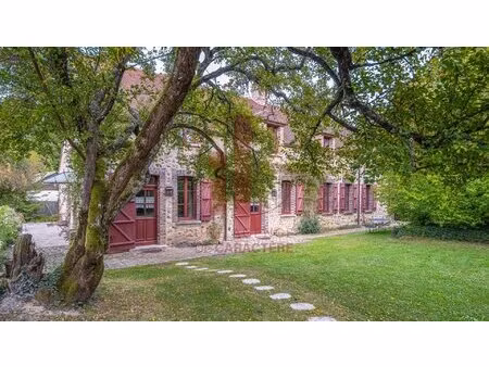 village champetre proche fontainebleau  tres belle longere de 314 m² avec dependances sur 
