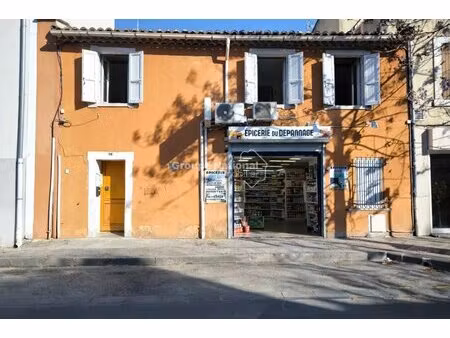 carpentras - immeuble commerce + appartement