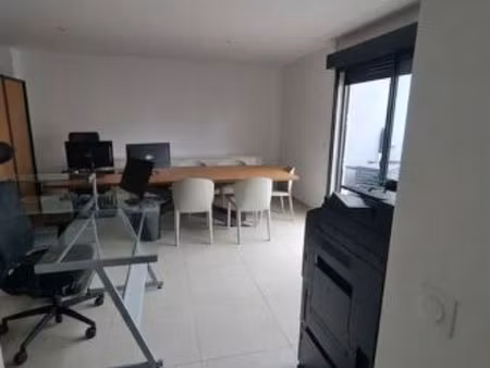 location bureau 30m2 perpignan 66000 - 650 € - surface privée
