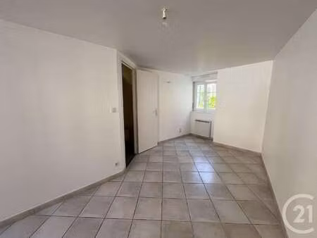 location appartement t1 à granville (50400) : à louer t1 / 22m² granville