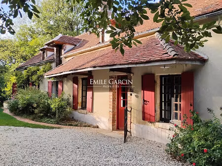 vente maison 10 pièces 480 m² à toucy (89130)  450 000 €