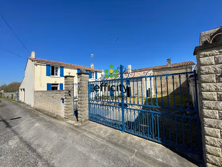 maison 4 pièces - 121 m²