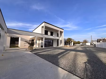 vente maison 6 pièces 135 m² à guichen (35580)  428 450 €