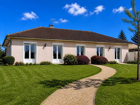 vente maison 5 pièces 180 m² saint-pardoux-isaac (47800)