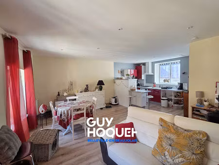 maison 4 pièces à vendre à beaujeu -centre village - réf 719