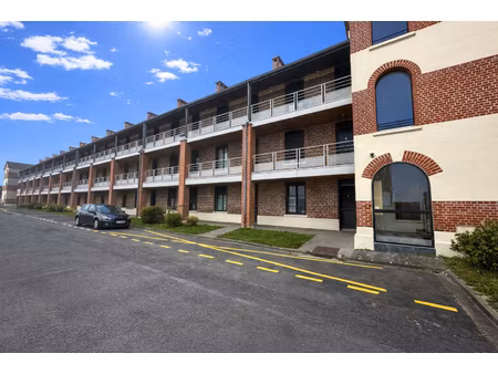 magnifique appartement avec garage et vue sur parc privé - proche centre-ville à maubeuge