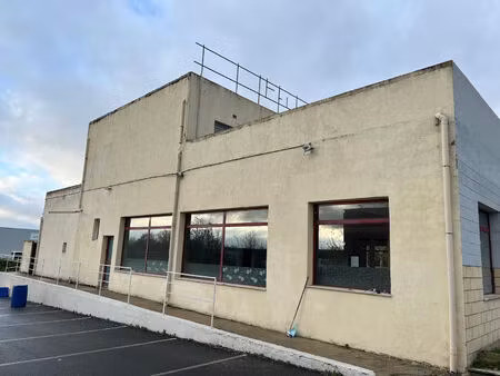 vente commerce 2600 m² reims (51100)