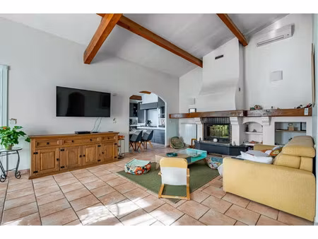 vente maison 5 pièces 154 m² à contes (06390)  549 000 €