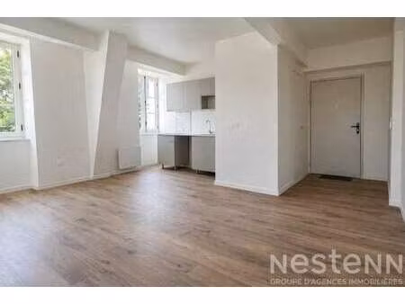 location appartement 3 pièces à auray (56400) : à louer 3 pièces / 64m² auray