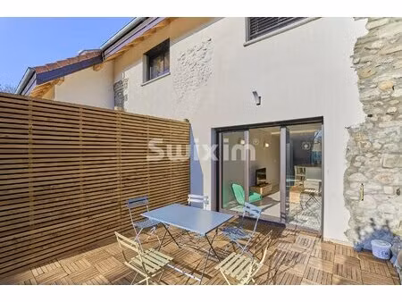 cachet  authenticité et confort absolu dans un corps de ferme parfaitement rénovée aux por