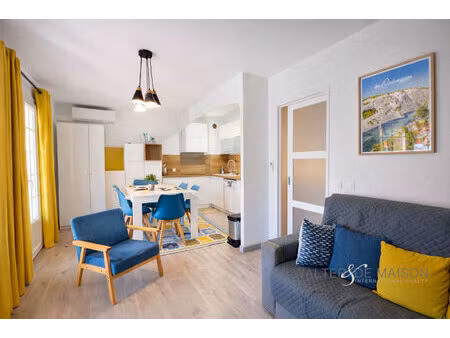 très bel appartement rénové  terrasse plein sud  résidence avec piscine à la croix-valmer