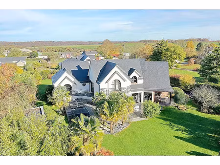 vente maison 8 pièces 253 m² à franqueville-saint-pierre (76520)  938 000 €