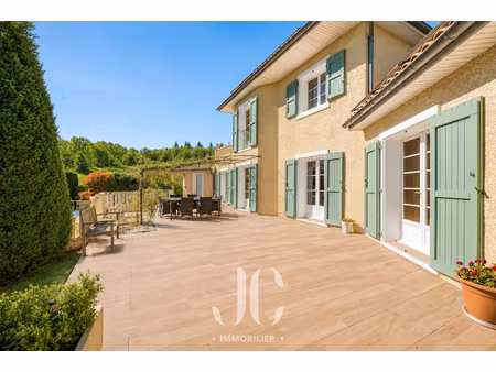 vente maison 9 pièces 230.25 m² à ampuis (69420)  760 000 €