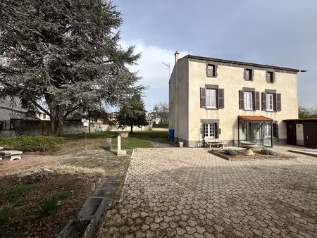 vente maison 4 pièces 105 m² saint-beauzire (63360)