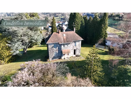 maison bourgeoise indépendante de 1928  3 chambres + combles