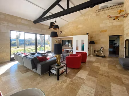 vente maison 18 pièces 605 m² à fronsac (33126)  1 399 000 €