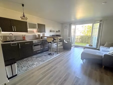 vente appartement 2 pièces 45 m² à emerainville (77184)  189 000 €